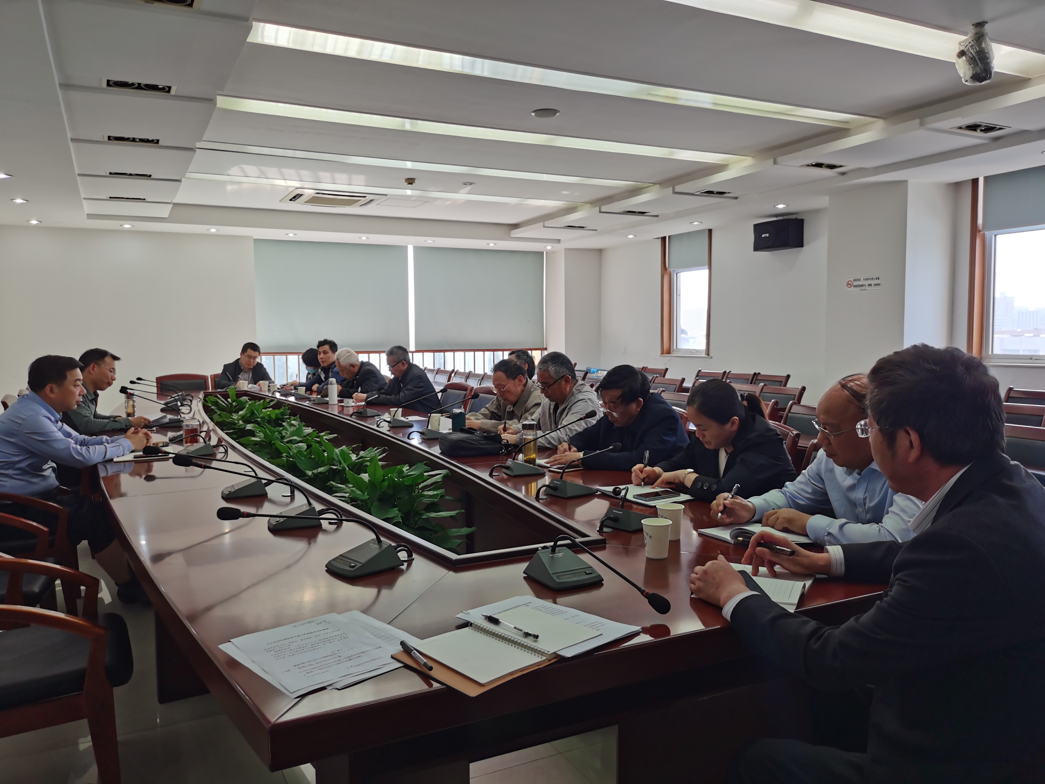 0521局系统老干部工作座谈会照片2.jpg 0521局系统老干部工作座谈会照片2.jpg