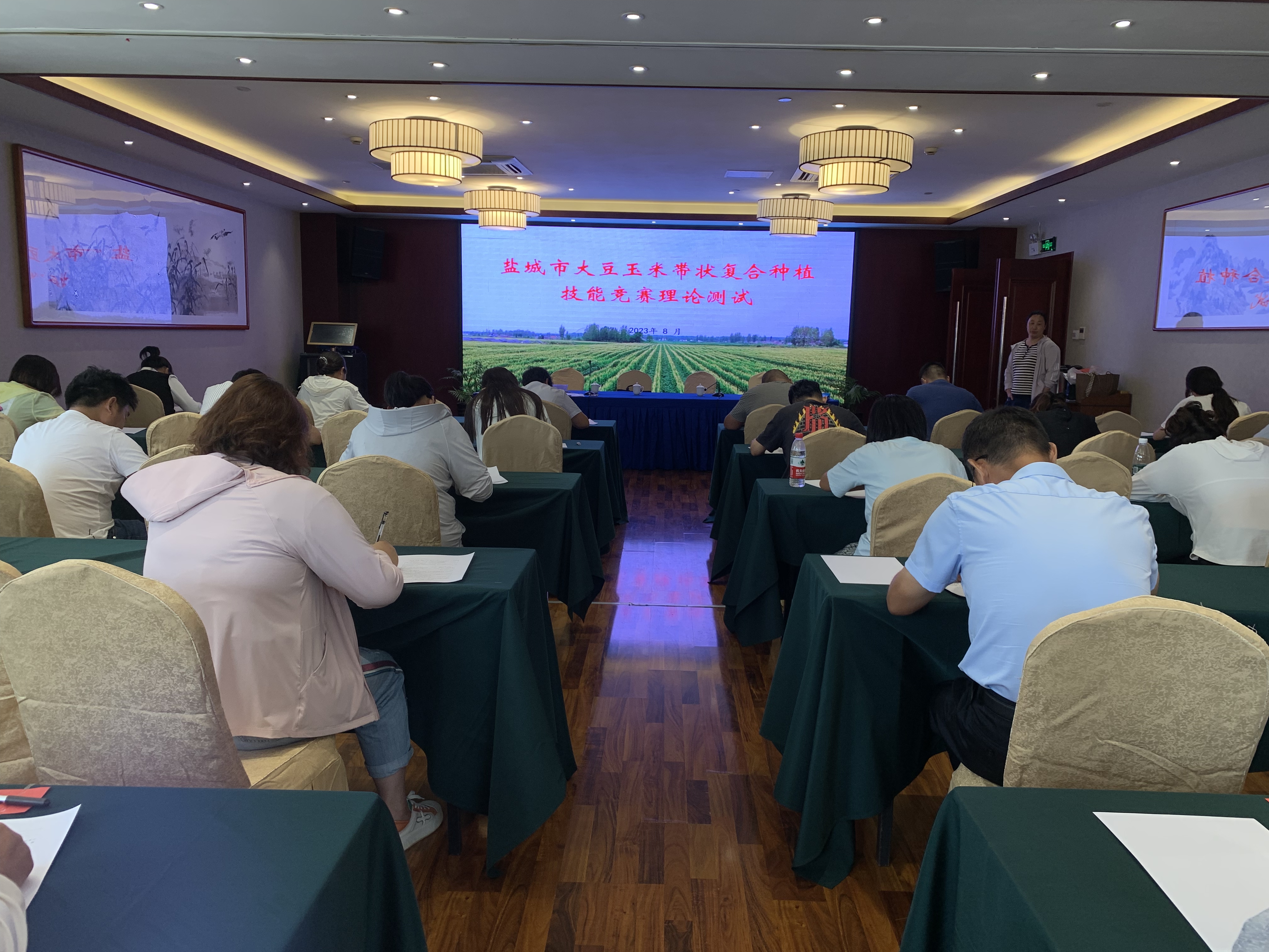 IMG_4110.JPG IMG_4110.JPG